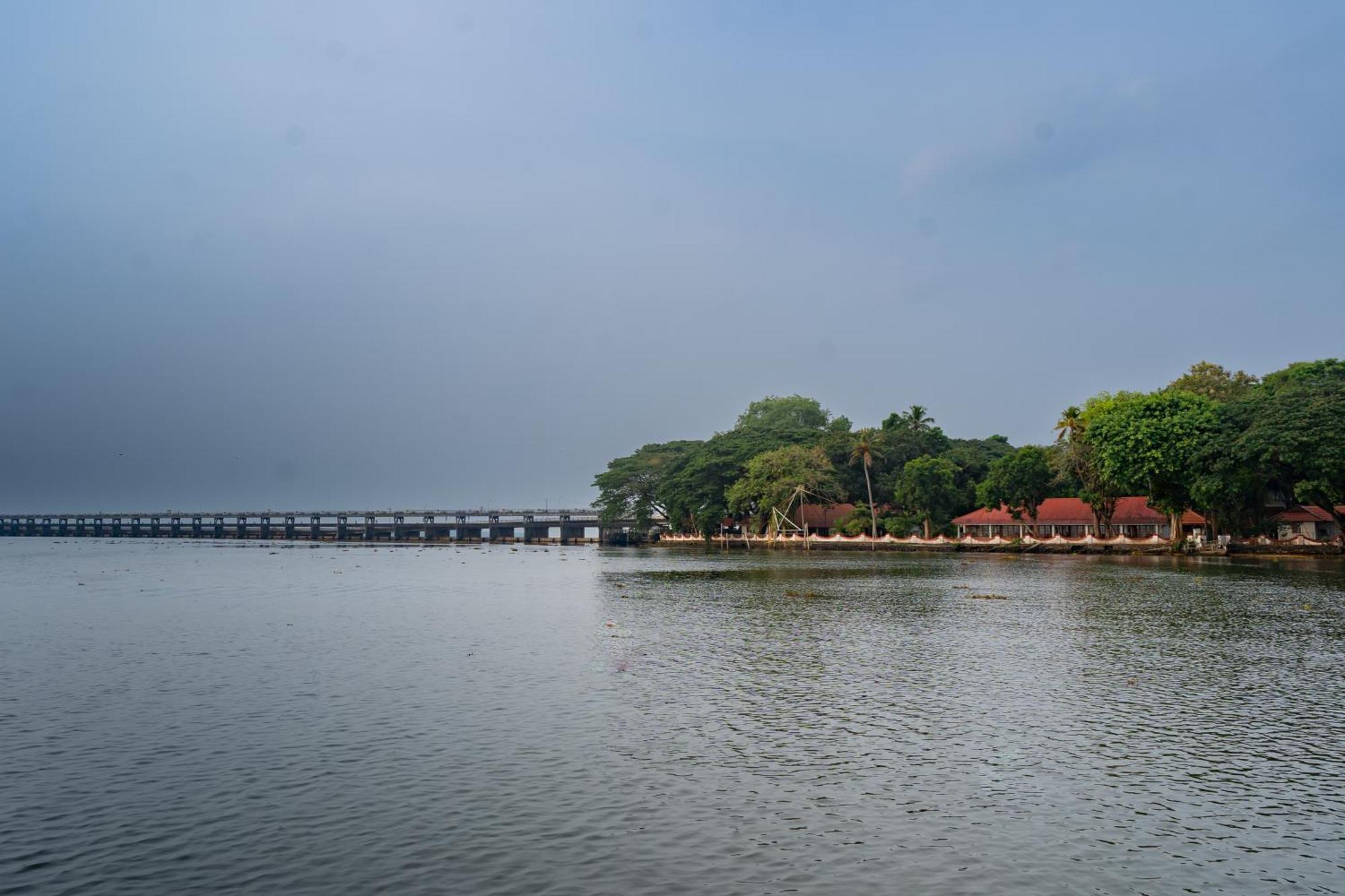 Alappuzha Ktdc Kumarakom Gateway Resort מראה חיצוני תמונה