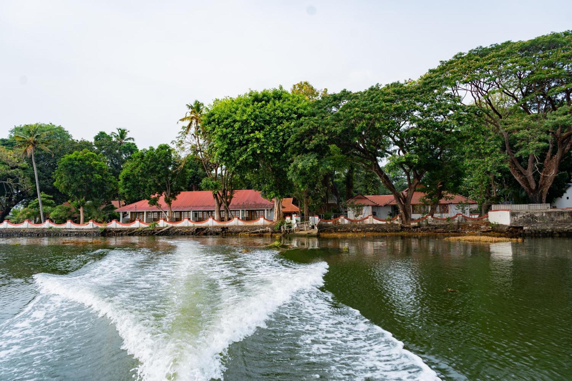 Alappuzha Ktdc Kumarakom Gateway Resort מראה חיצוני תמונה